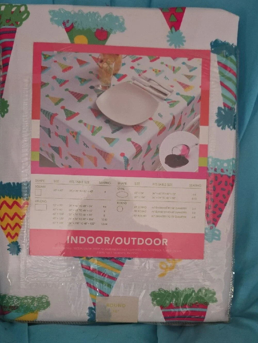 Isaac Mizrahi White Tablecloth & Placemats with Multicolor Party Hats